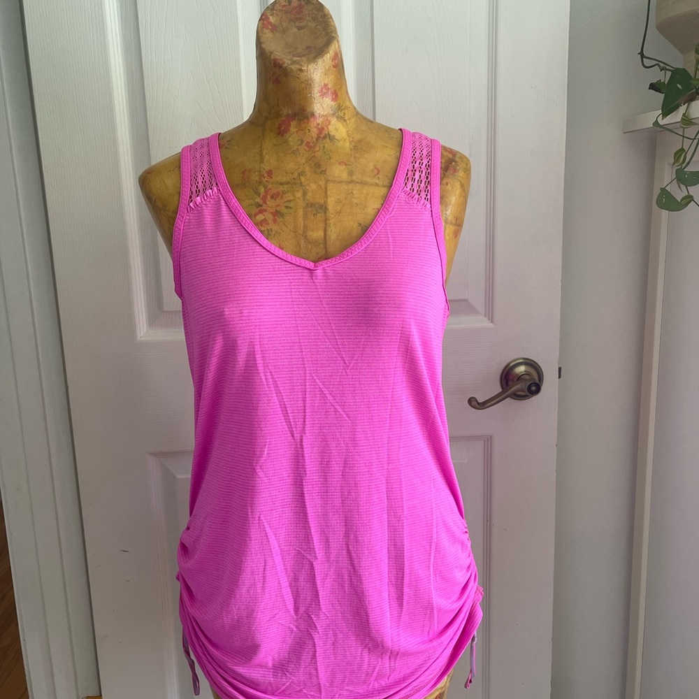 Lululemon pink tank with mesh back